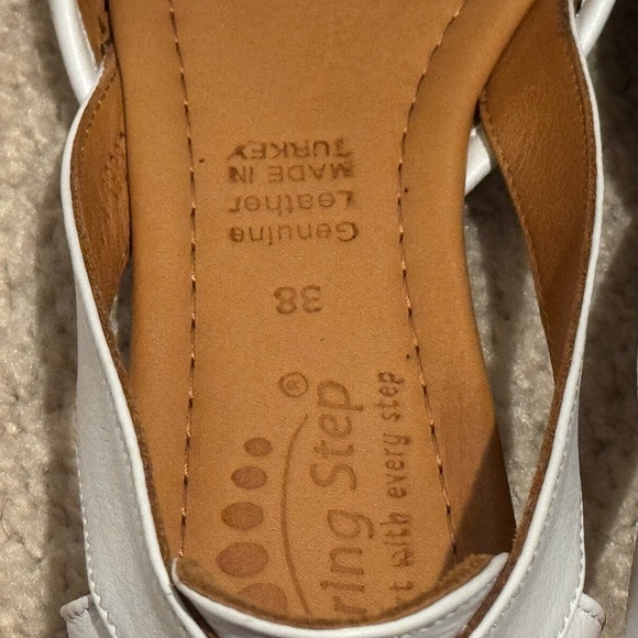 Spring Step Bowtiful Flat - Picture 7 of 8